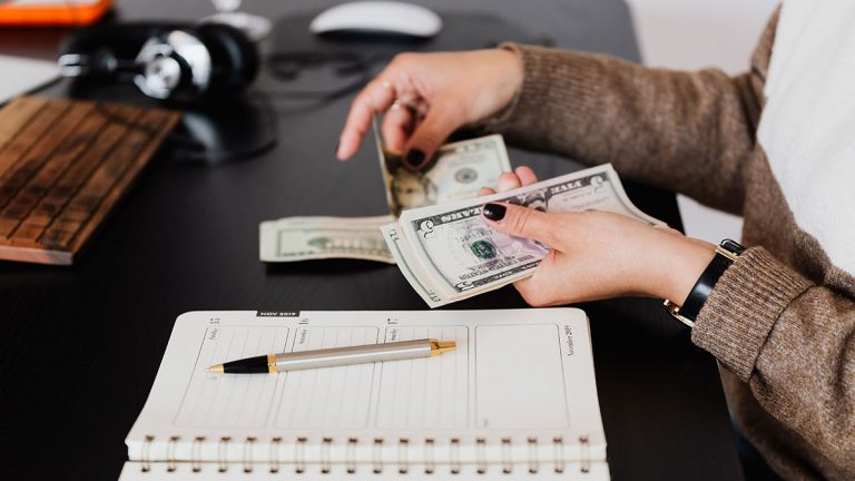 Qualifications to Apply for Small Business Loans