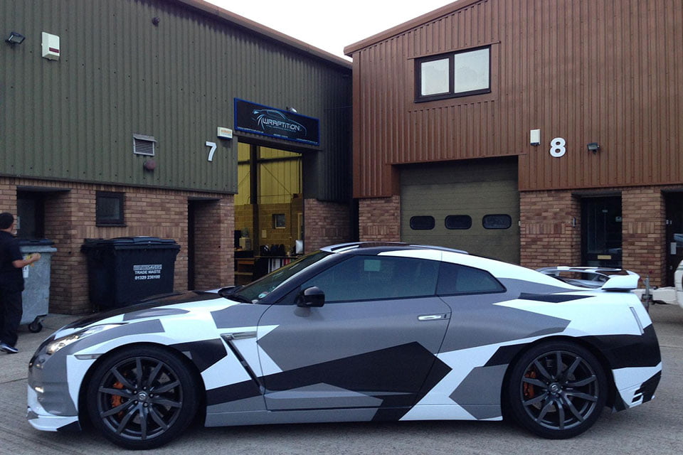 How to Choose the Right Vinyl for Your Car Wrap