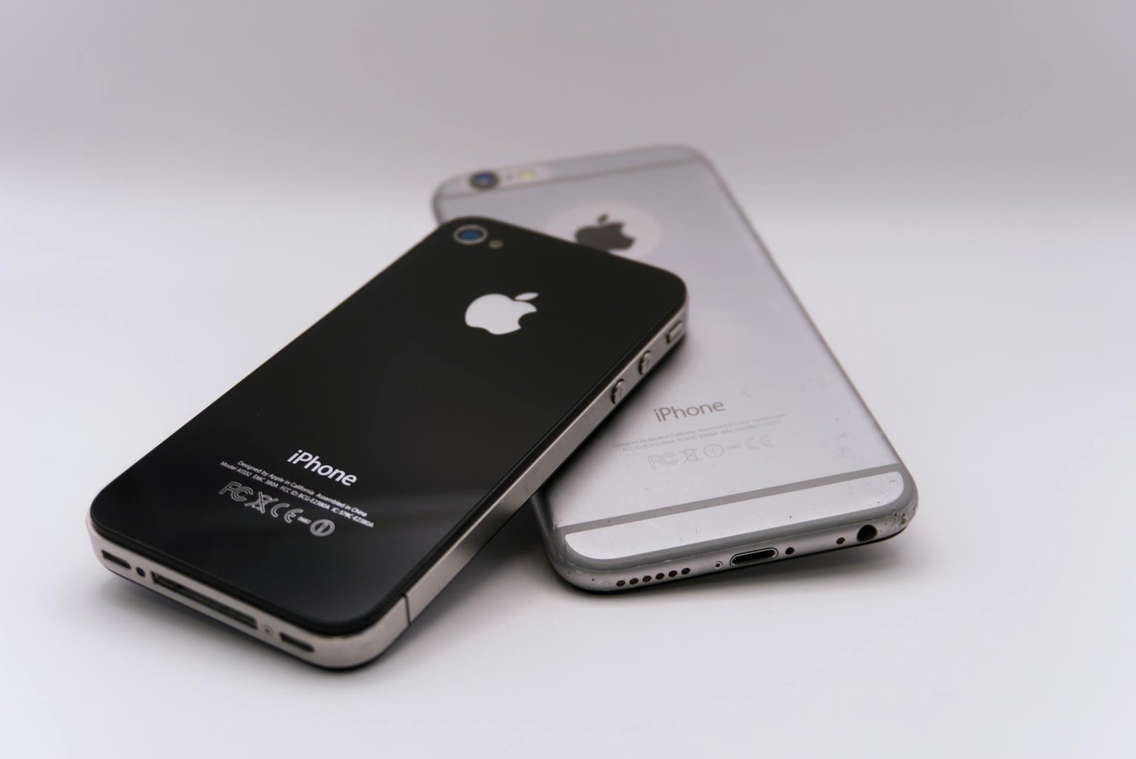 what to check before buying a refurbished high-end smartphone